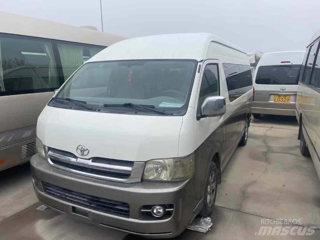 Toyota Hiace Távolsági buszok