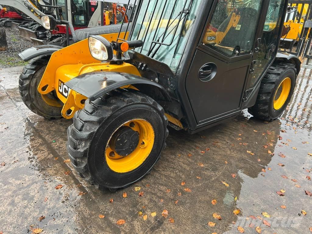 JCB 525-60 Teleszkópos rakodók
