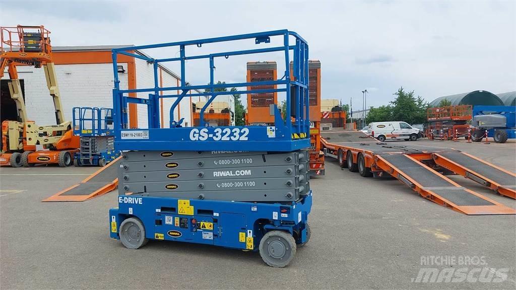 Genie GS3232 Ollós emelők