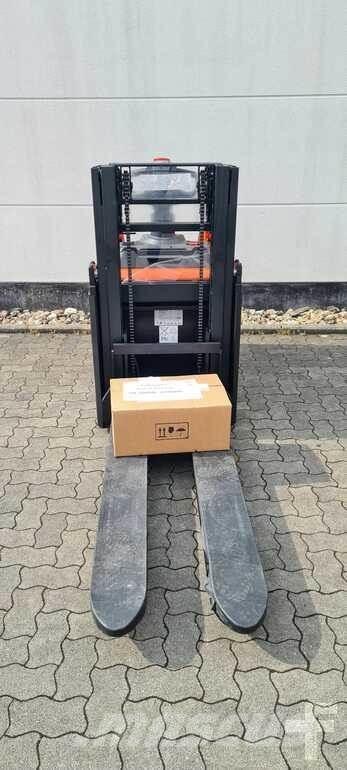 Toyota BT SPE200D Gyalogkíséretű targonca