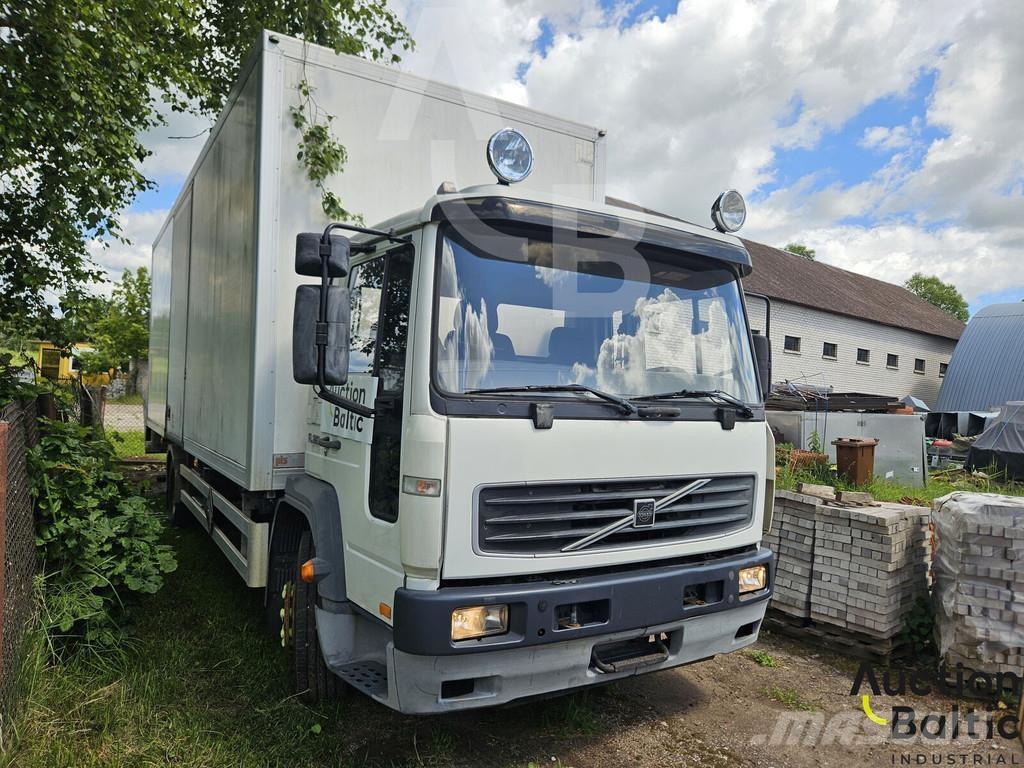 Volvo FL615 Dobozos teherautók