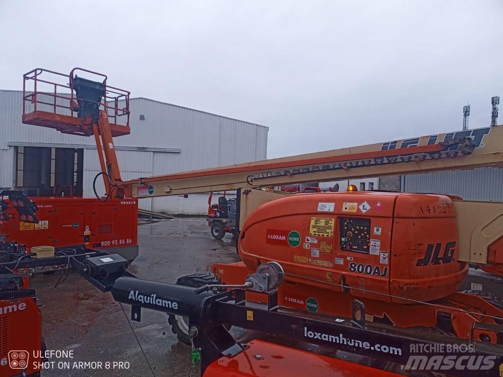JLG 800 AJ Karos emelők