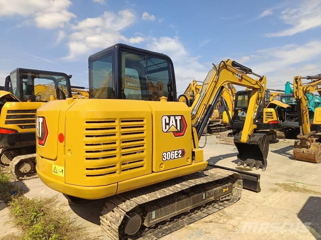 CAT 306 E2 Lánctalpas kotrók