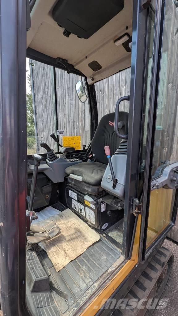 Yanmar SV 26 Mini kotrók < 7t
