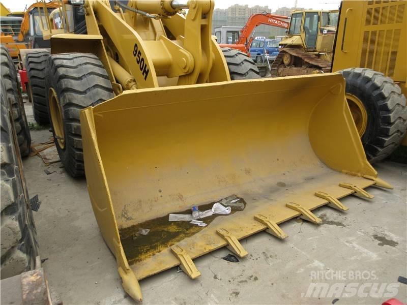 CAT 950 H Gumikerekes homlokrakodók