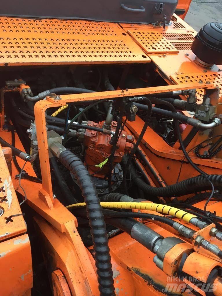 Doosan DX420LC Lánctalpas kotrók