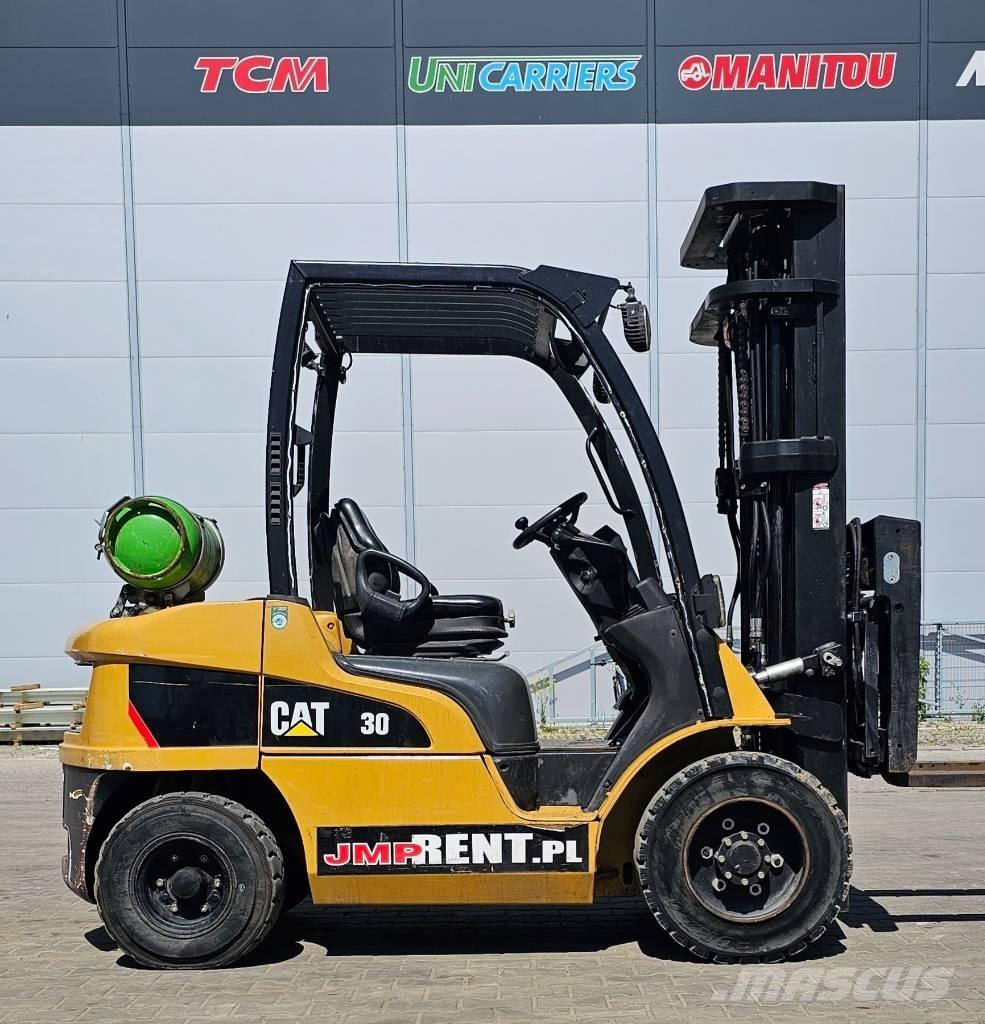 CAT GP 30 N Gázüzemű targoncák