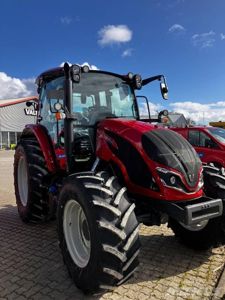 Valtra A 115 HT Traktorok