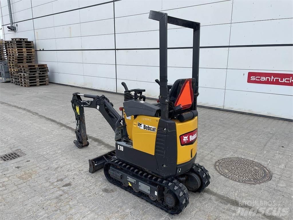 Bobcat E10 Gumikerekes kotrók