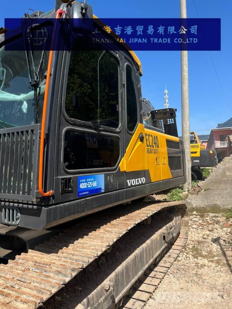 Volvo EC 240 Lánctalpas kotrók