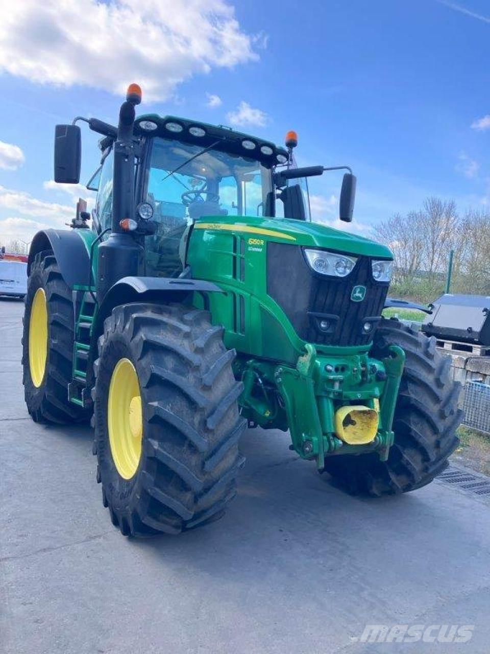 John Deere 6250R Traktorok