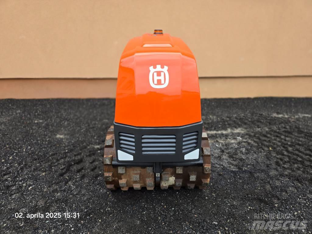  Husqarna LP 9505 Vibrátorok