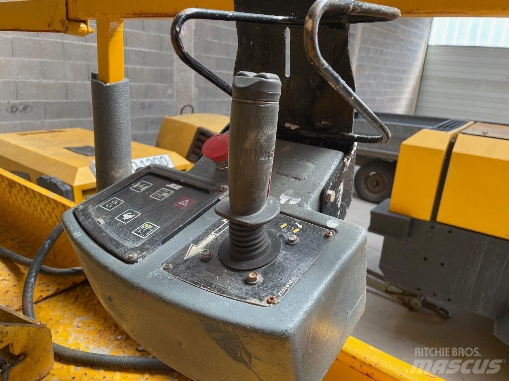 JLG 3246 ** A REPARER** Ollós emelők