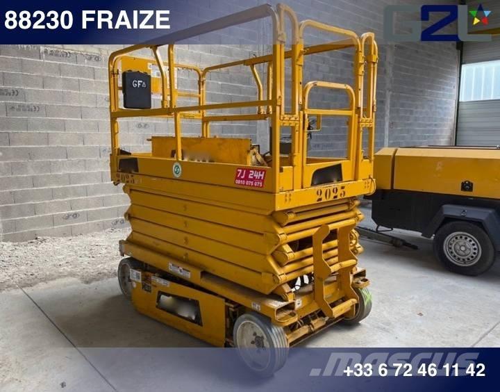 JLG 3246 ** A REPARER** Ollós emelők
