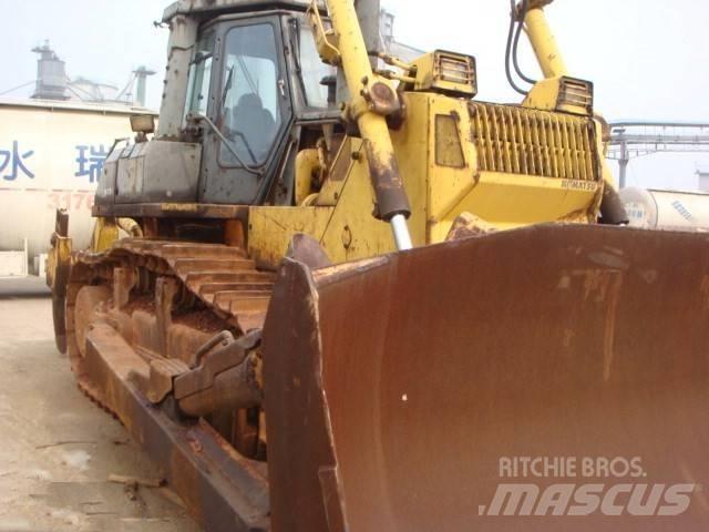 Komatsu d155a-2 lánctalpas dózerek