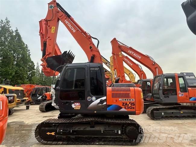 Hitachi ZX 120 Lánctalpas kotrók