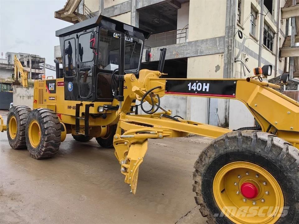 CAT 140H Gréderek