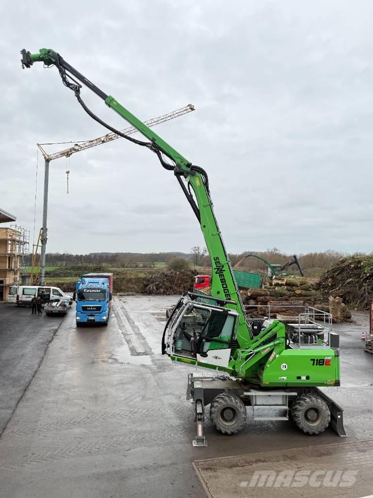 Sennebogen 718E Erdészeti Kotrók