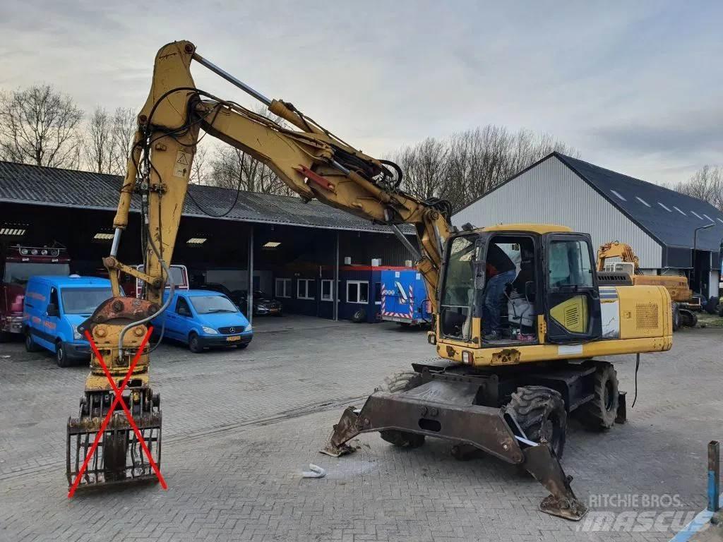 Komatsu PW180-7K Gumikerekes kotrók