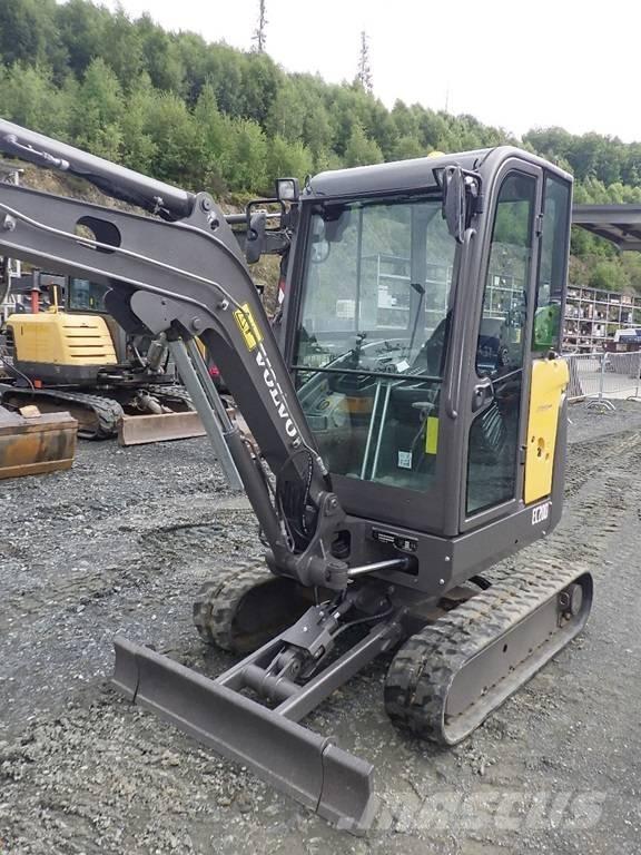 Volvo EC 20 D Mini kotrók < 7t