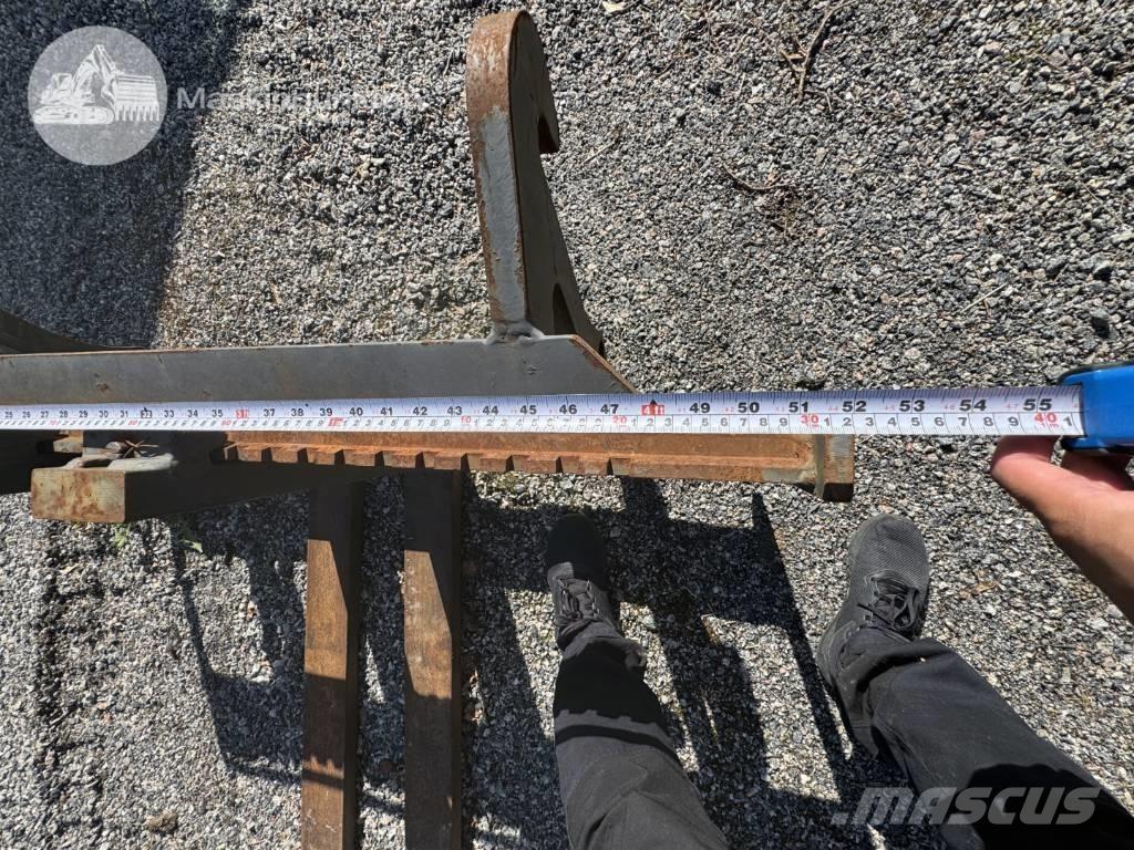 JCB 413 K Gumikerekes homlokrakodók