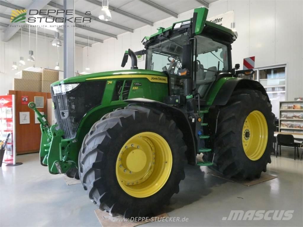 John Deere 7R 330 Traktorok