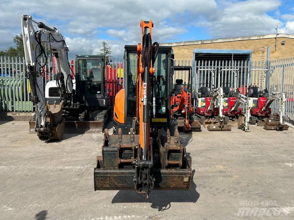 Doosan DX 27 Z Mini kotrók < 7t