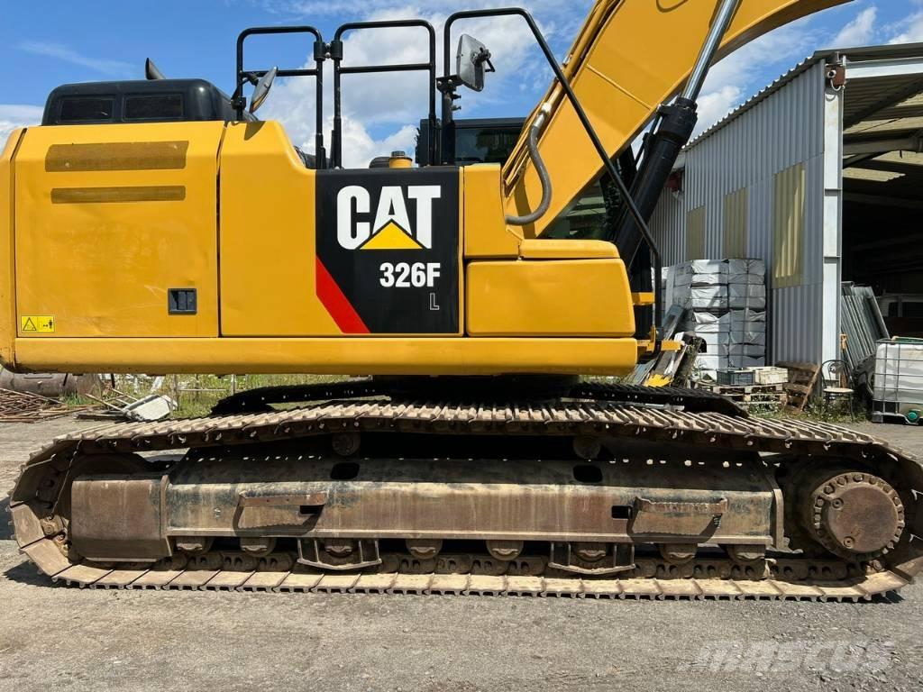 CAT 326 F L Lánctalpas kotrók