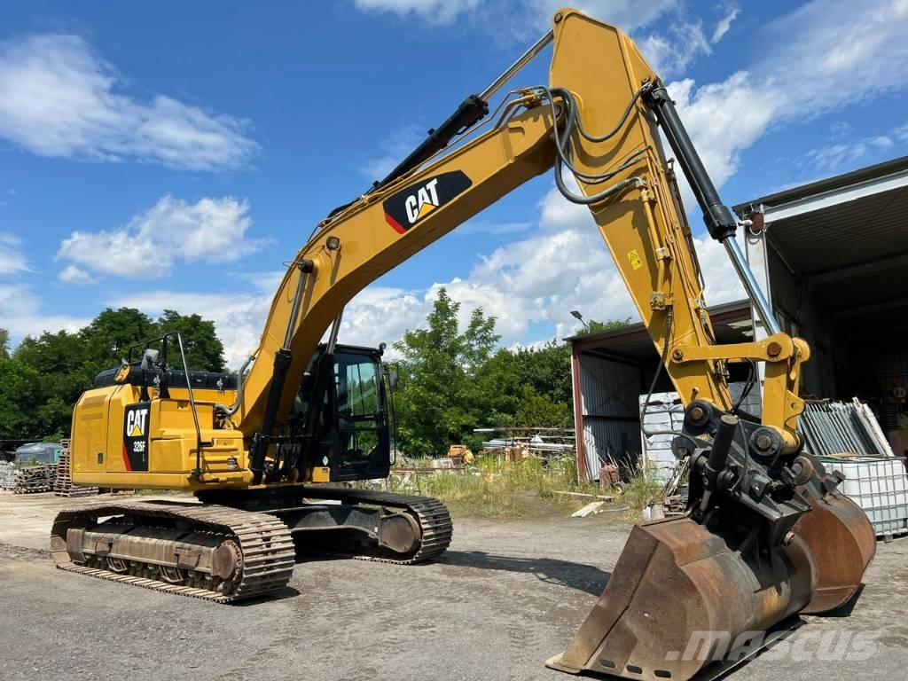 CAT 326 F L Lánctalpas kotrók