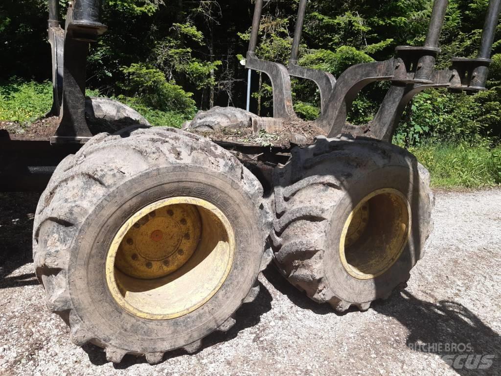 John Deere 1110G Kihordók