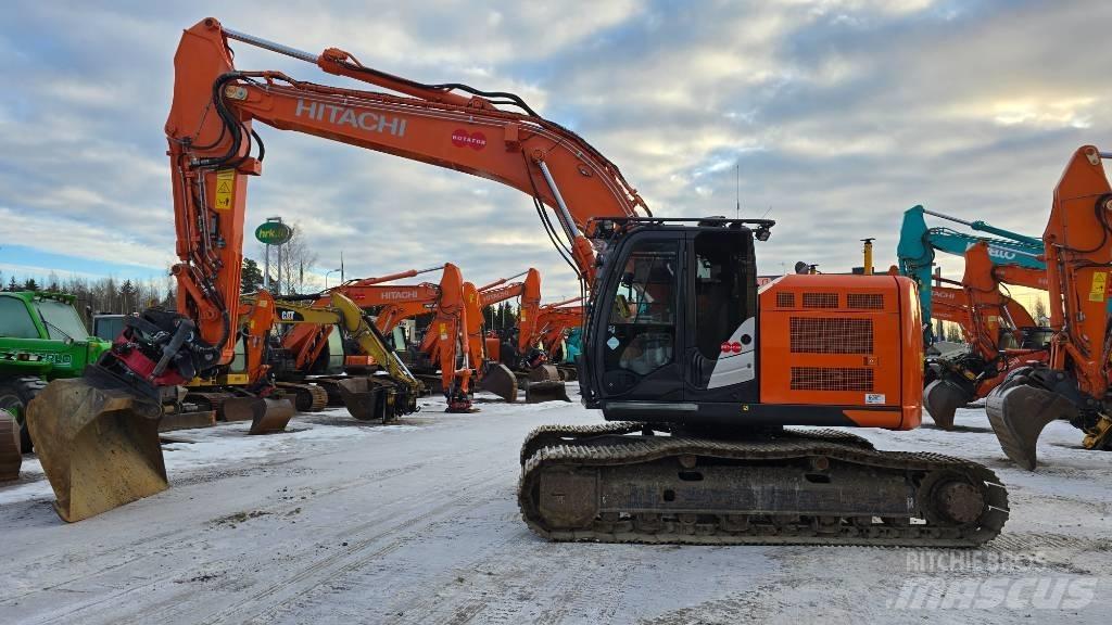 Hitachi ZX225USRLC-6 Lánctalpas kotrók
