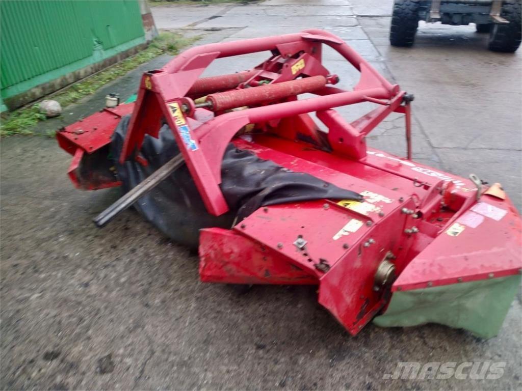 JF 2800 Öntöző Kaszák