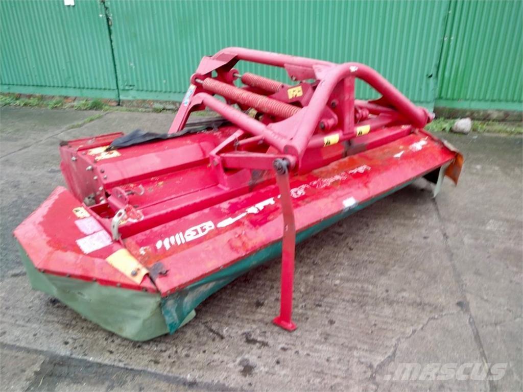 JF 2800 Öntöző Kaszák