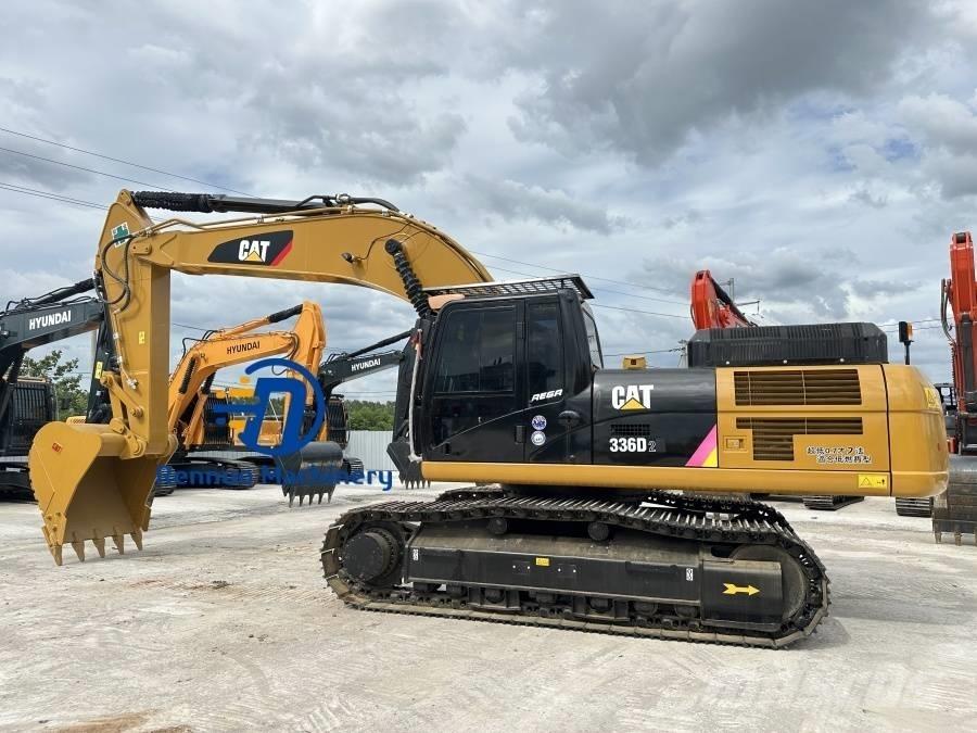 CAT 336D2 Lánctalpas kotrók