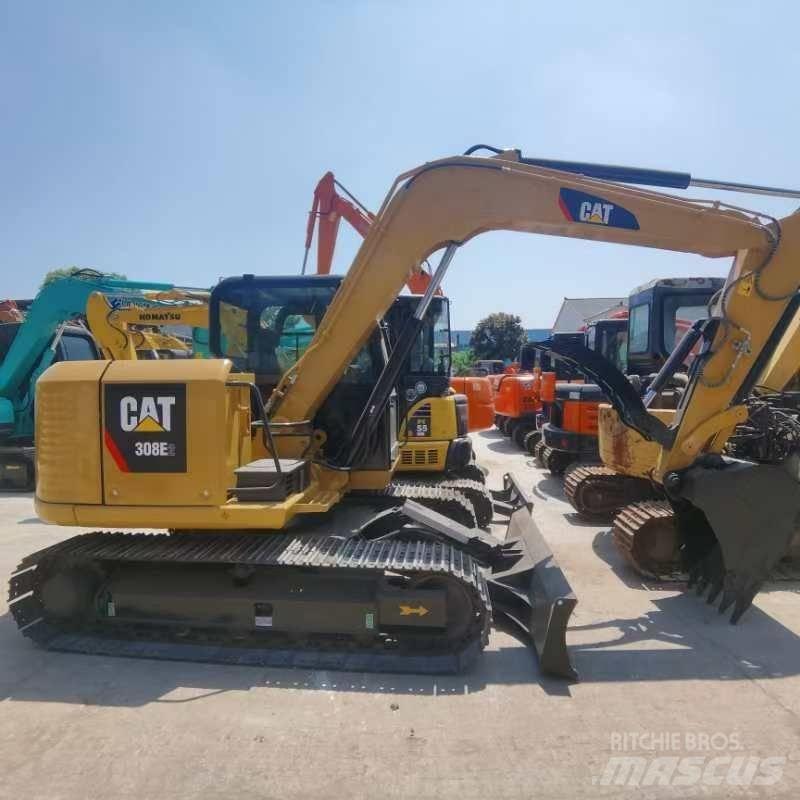 CAT 308 Közepes (midi) kotrók 7 t - 12 t