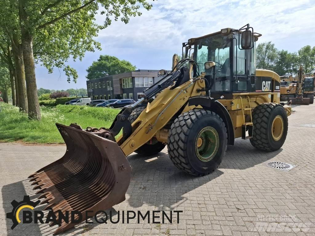 CAT 930G Gumikerekes homlokrakodók