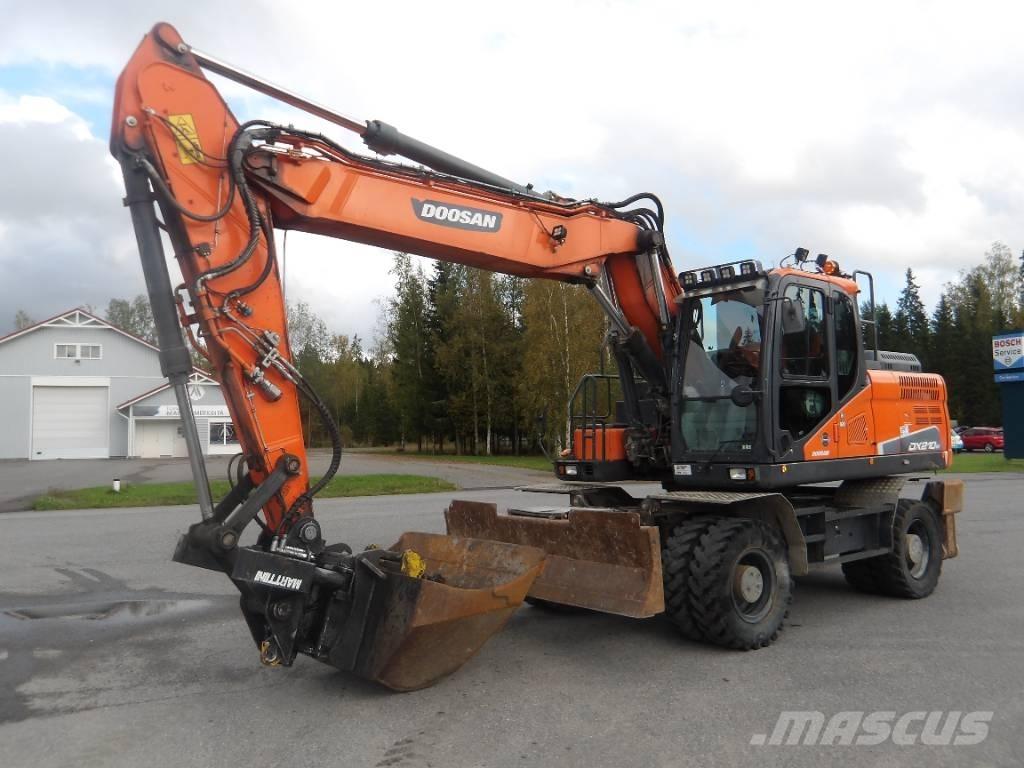 Doosan DX 210 WE Gumikerekes kotrók
