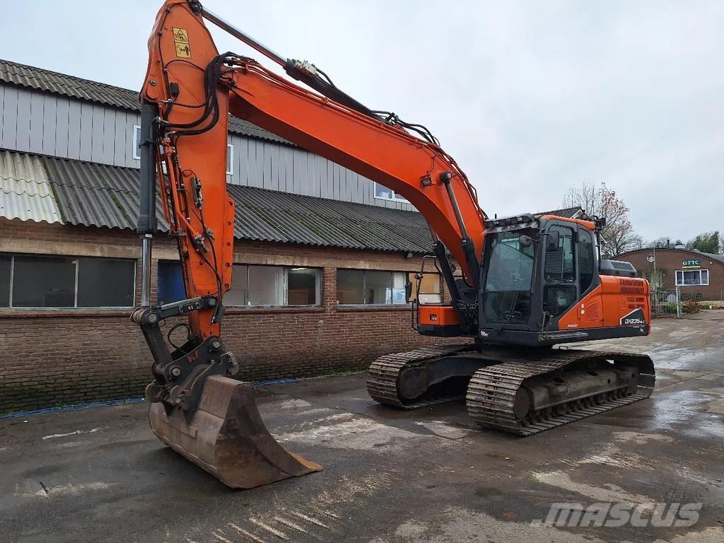 Doosan DX235NLC-5 Lánctalpas kotrók