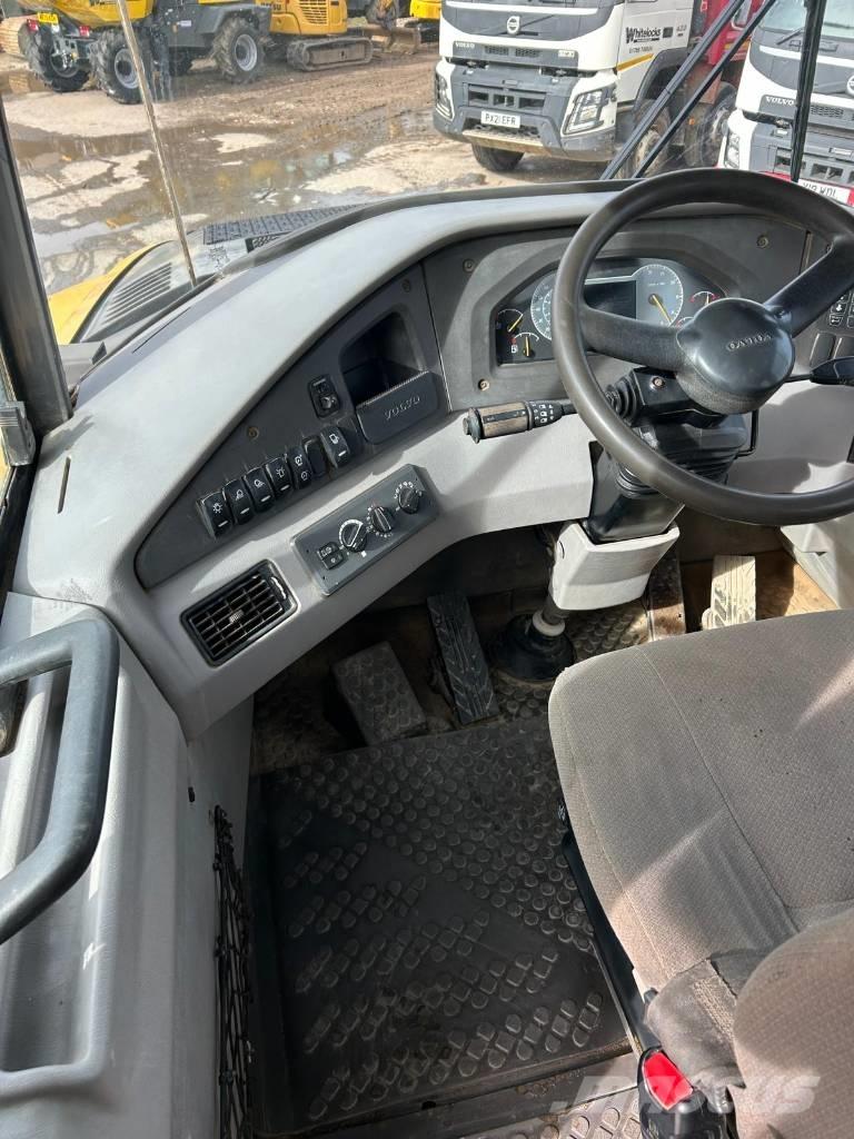 Volvo A 30 G Csuklósdömperek