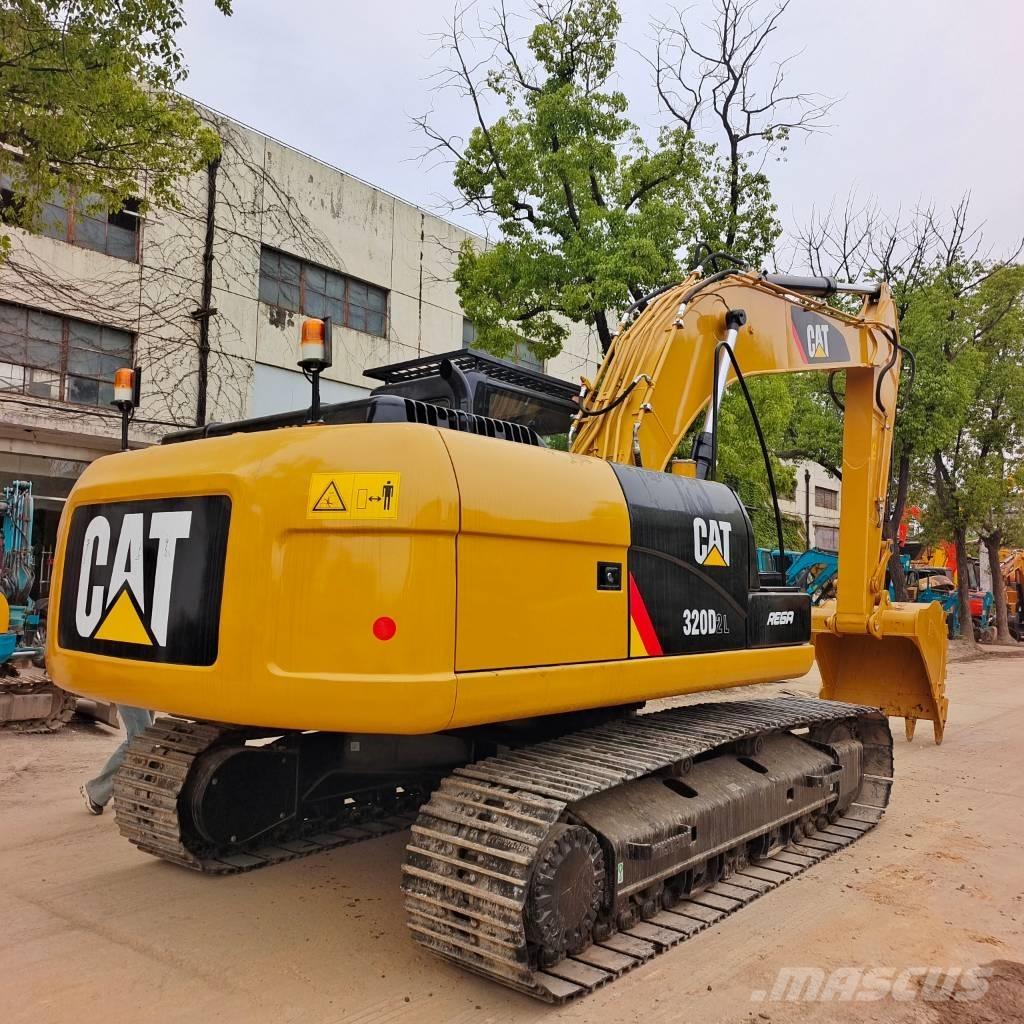 CAT 320 D Lánctalpas kotrók