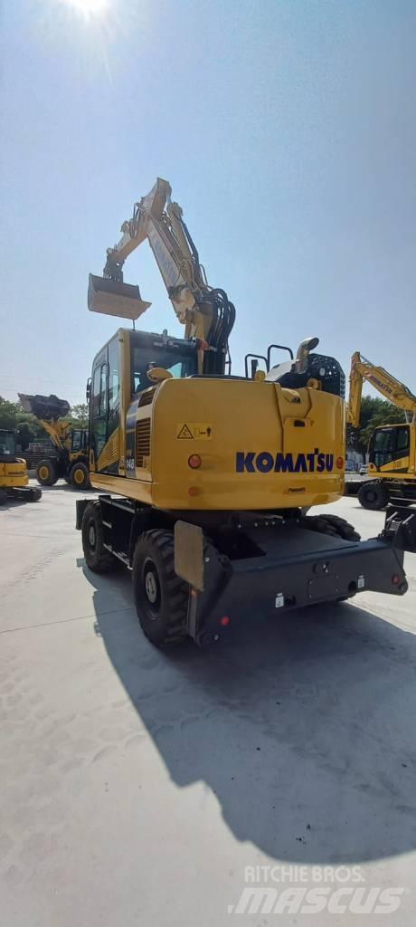 Komatsu PW148-11 Gumikerekes kotrók