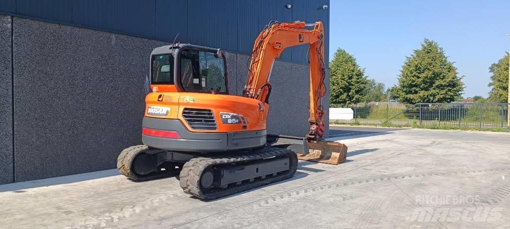 Doosan DX 85 R-3 Közepes (midi) kotrók 7 t - 12 t