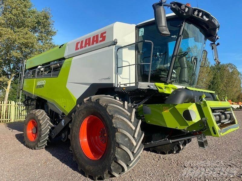 CLAAS LEXION 8600 Kombájnok