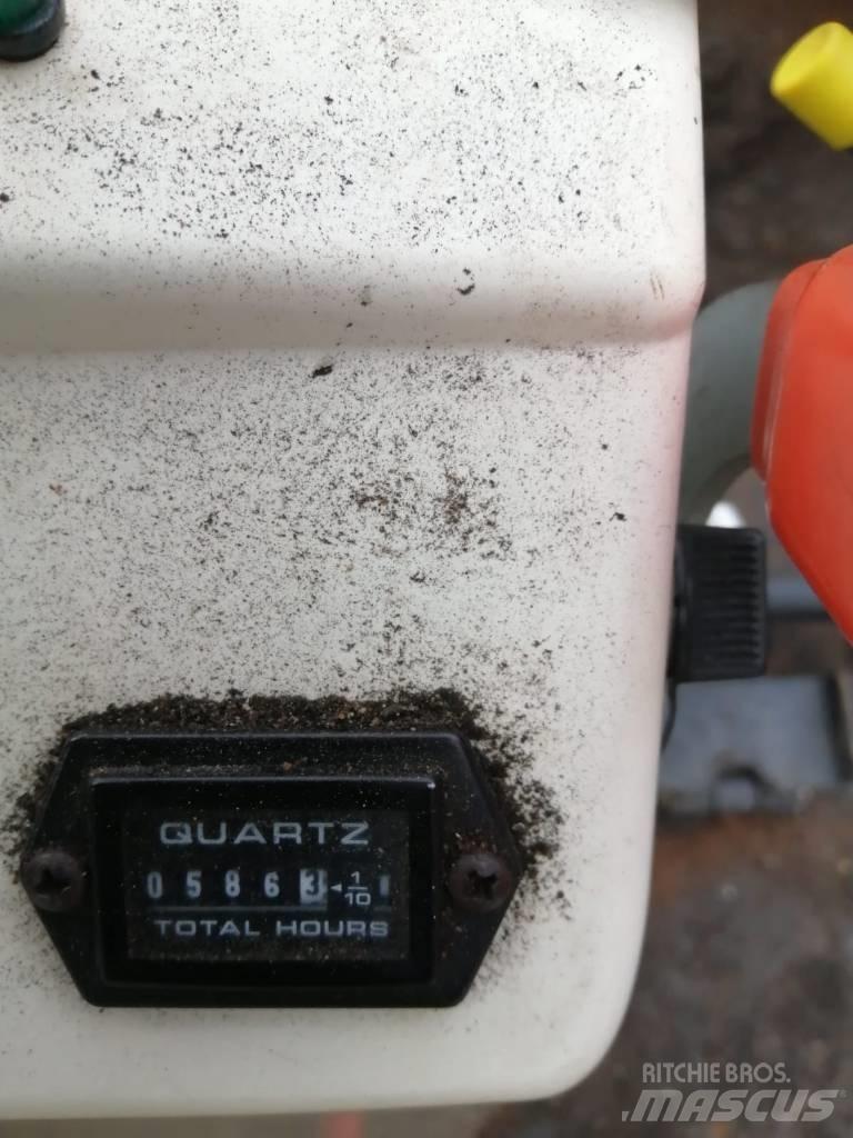 Bobcat E10z Mini kotrók < 7t