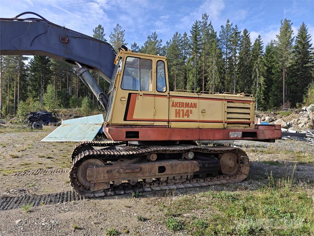 Åkerman M14 B Lánctalpas kotrók