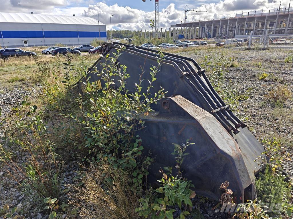 Åkerman M14 B Lánctalpas kotrók