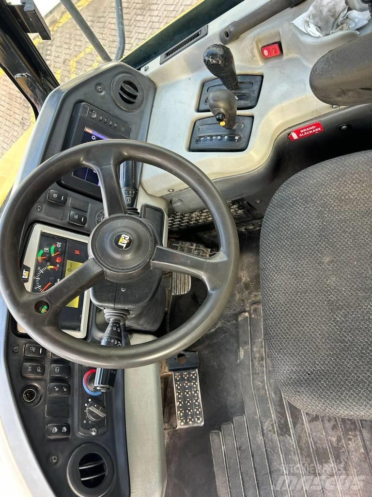 CAT 740 B Csuklósdömperek