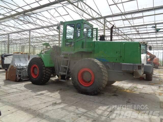 Daewoo MG300-3 Gumikerekes homlokrakodók