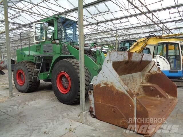 Daewoo MG300-3 Gumikerekes homlokrakodók