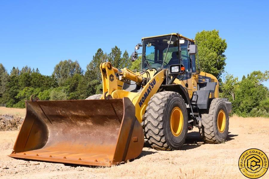 Komatsu WA 320-7 Gumikerekes homlokrakodók